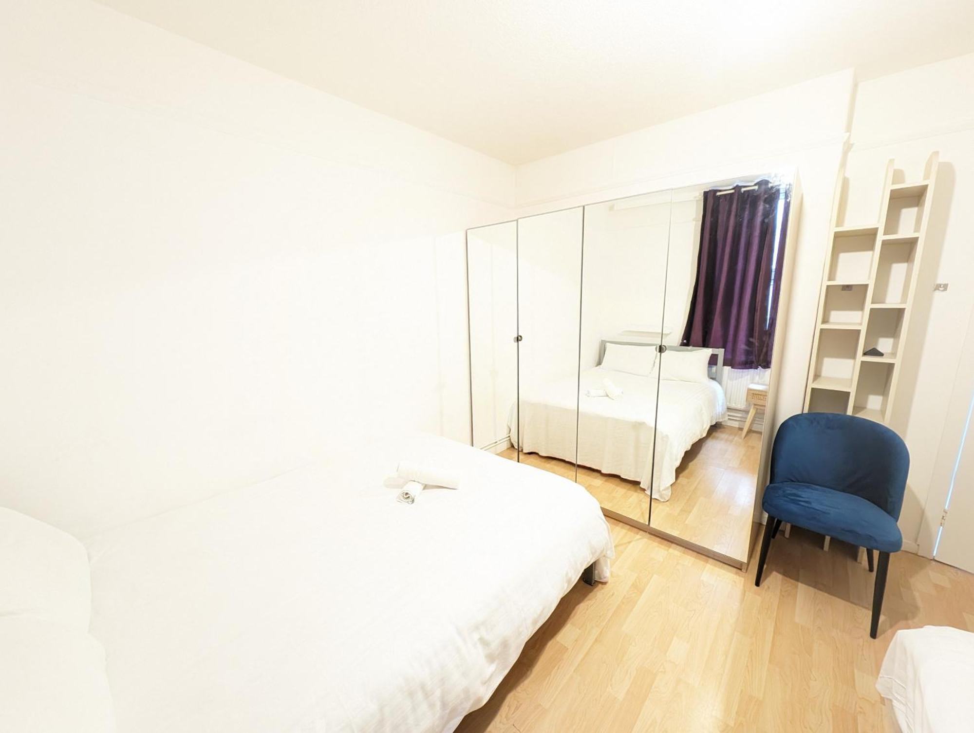 Tobacco Docks & St Katherine'S Rooms London Bagian luar foto